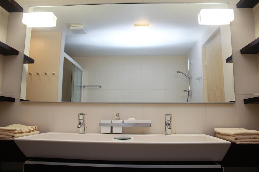 Rotermanni Lux Apartment Tallinn Exteriör bild